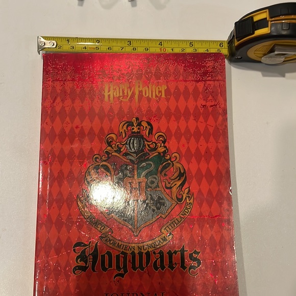 Harry Potter Hogwarts Journal - Picture 6 of 7